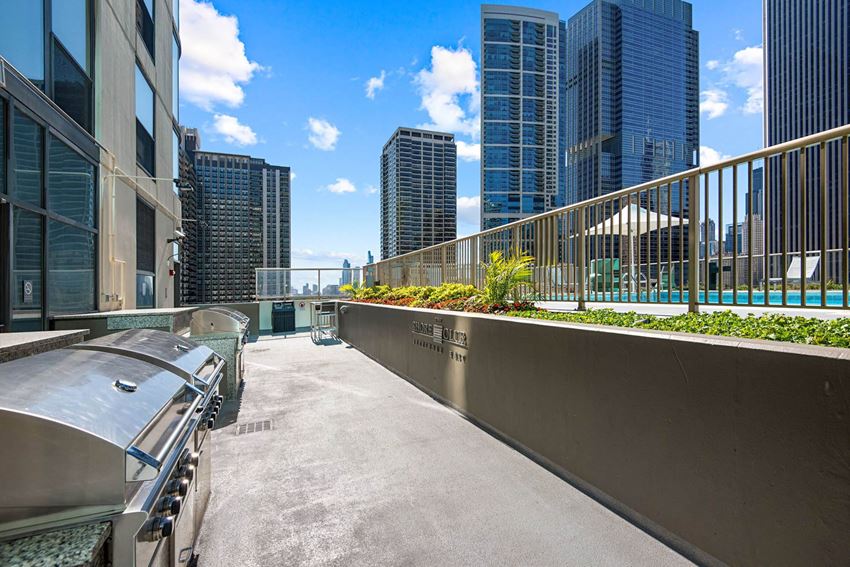 Shoreham And Tides Apartments, 360 East South Water Street, Chicago, IL